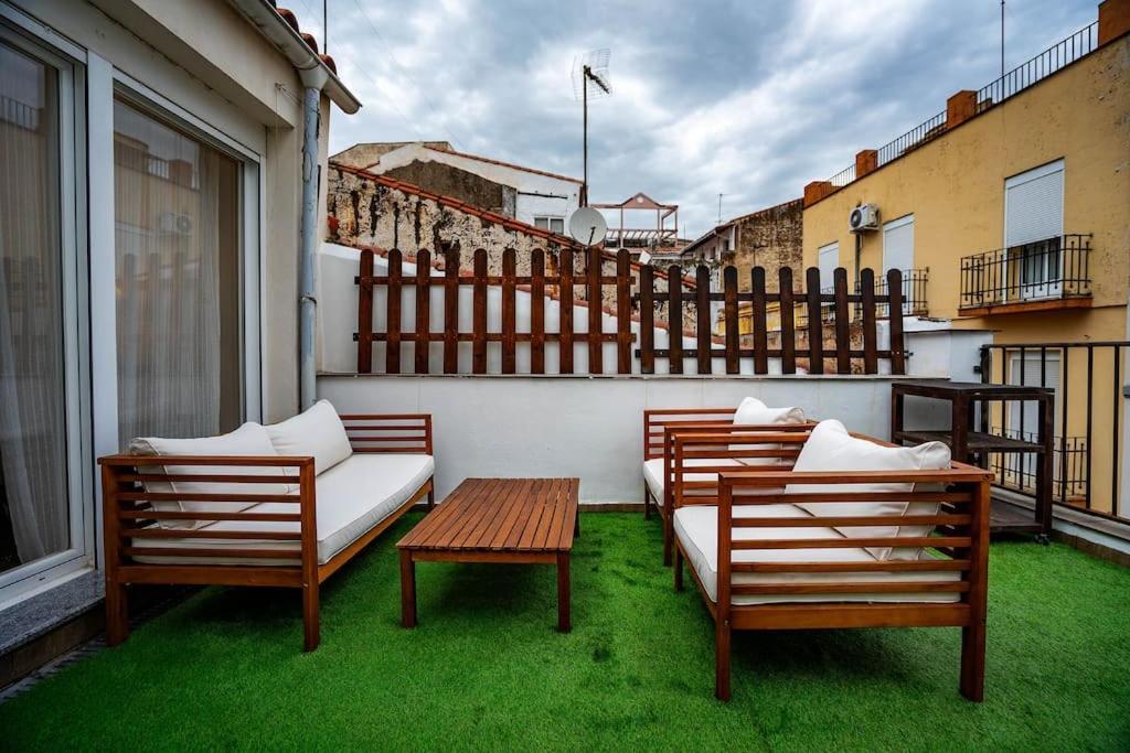El Castuo Centro Historico Con Parking Apartment Caceres Luaran gambar