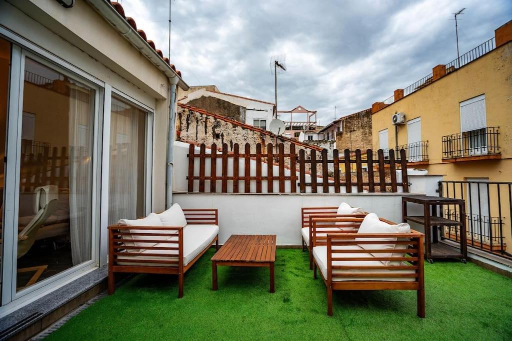 El Castuo Centro Historico Con Parking Apartment Caceres Luaran gambar