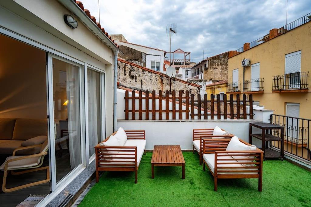 El Castuo Centro Historico Con Parking Apartment Caceres Luaran gambar